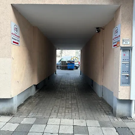 Akram Vii - Ruhepunkt Am Puls Der Stadt